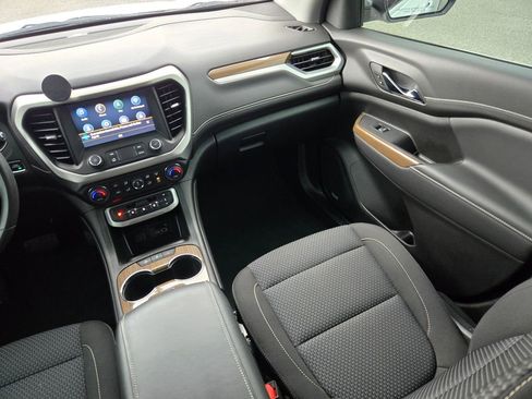 Used 2023 GMC Acadia SLE w/ Driver Convenience Package image 34