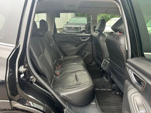 Used 2019 Subaru Forester Touring image 29