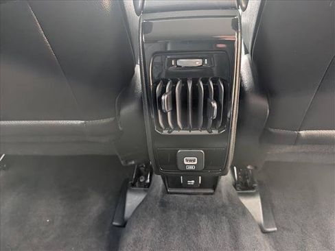 Used 2022 Jeep Compass Latitude AWD/4WD image 16