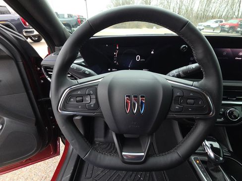 Certified 2025 Buick Envista Sport Touring w/ Convenience I Package image 17