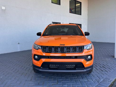 New 2026 Jeep Compass Latitude image 2