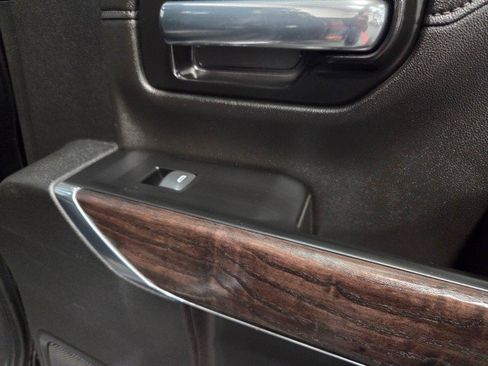 Used 2022 GMC Sierra 2500 Denali w/ Denali Black Diamond Edition image 41