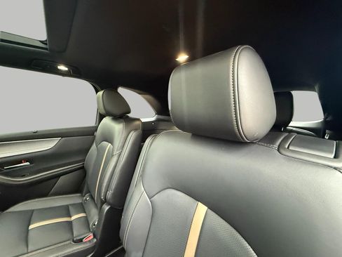 Used 2025 MAZDA CX-90 3.3 Turbo w/ Premium Plus Pkg image 27