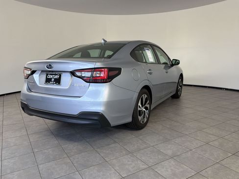 Used 2025 Subaru Legacy Premium AWD/4WD image 9