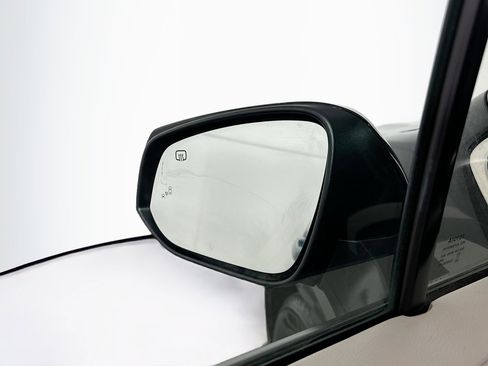 Used 2024 Toyota Sienna LE image 16