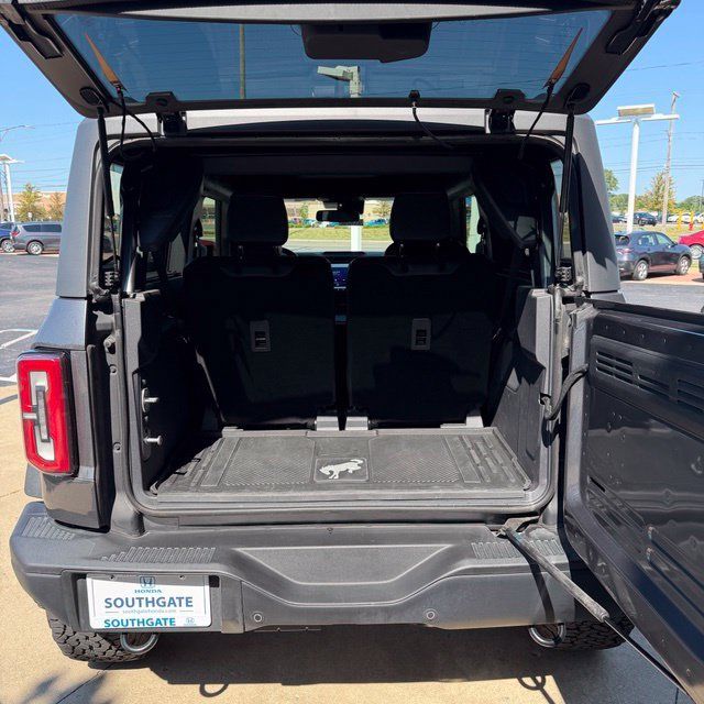 Used 2024 Ford Bronco Badlands AWD/4WD image 14