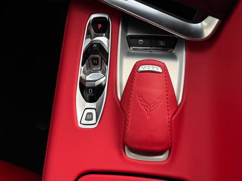 Used 2021 Chevrolet Corvette Stingray Preferred Cpe w/ 2LT image 27