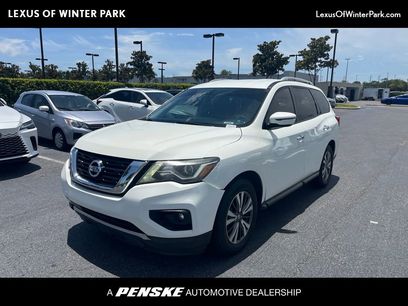 Used 2020 Nissan Pathfinder SV