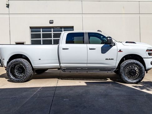 Used 2025 RAM 3500 Laramie w/ Night Edition image 11