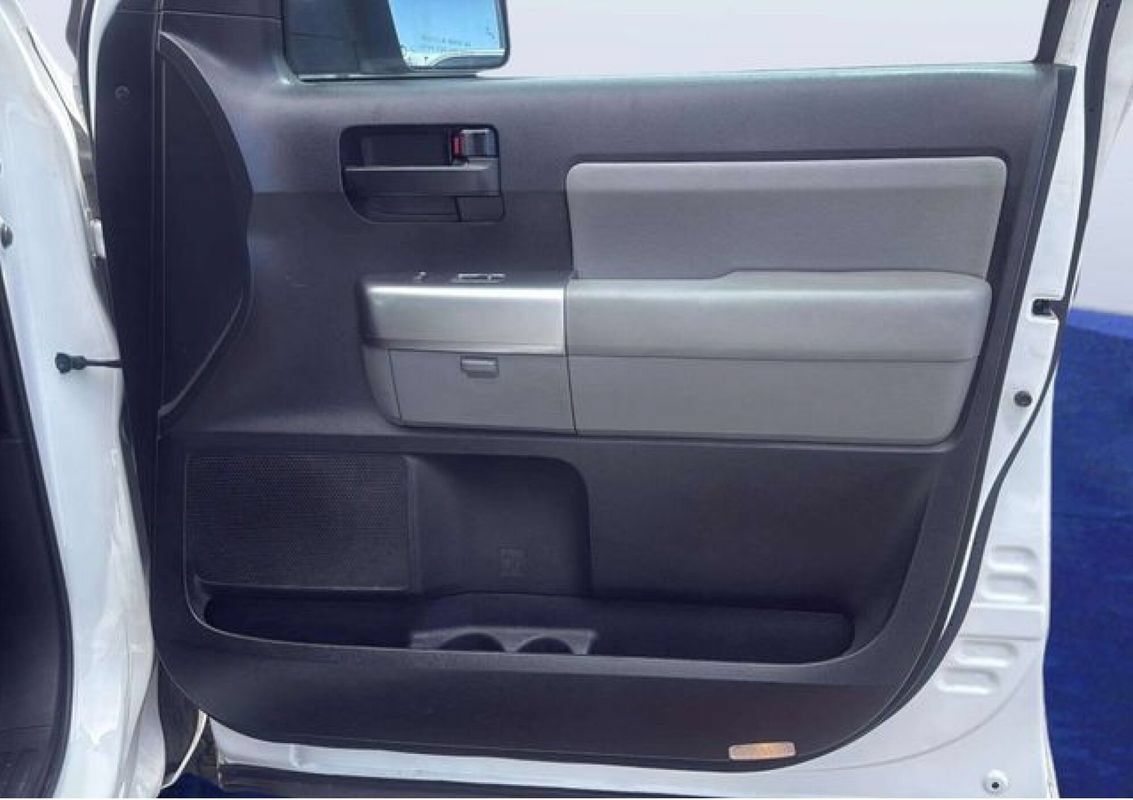 Used 2019 Toyota Sequoia SR5 AWD/4WD image 20