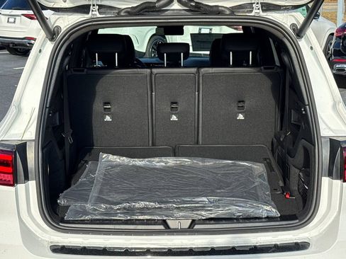 New 2026 Mercedes-Benz GLB 250 image 17