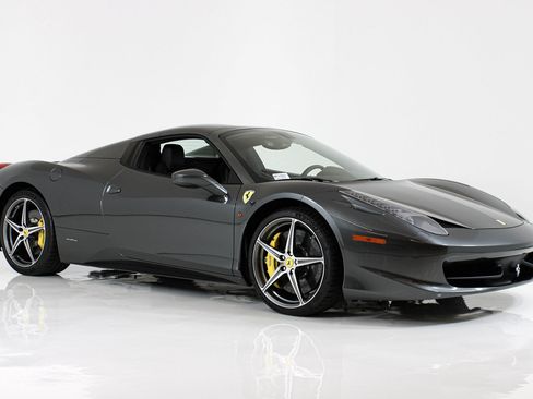 Certified 2013 Ferrari 458 Spider RWD image 17