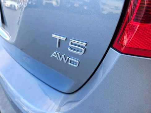 Used 2016 Volvo V60 T5 Cross Country Platinum w/ Climate Package AWD/4WD image 10