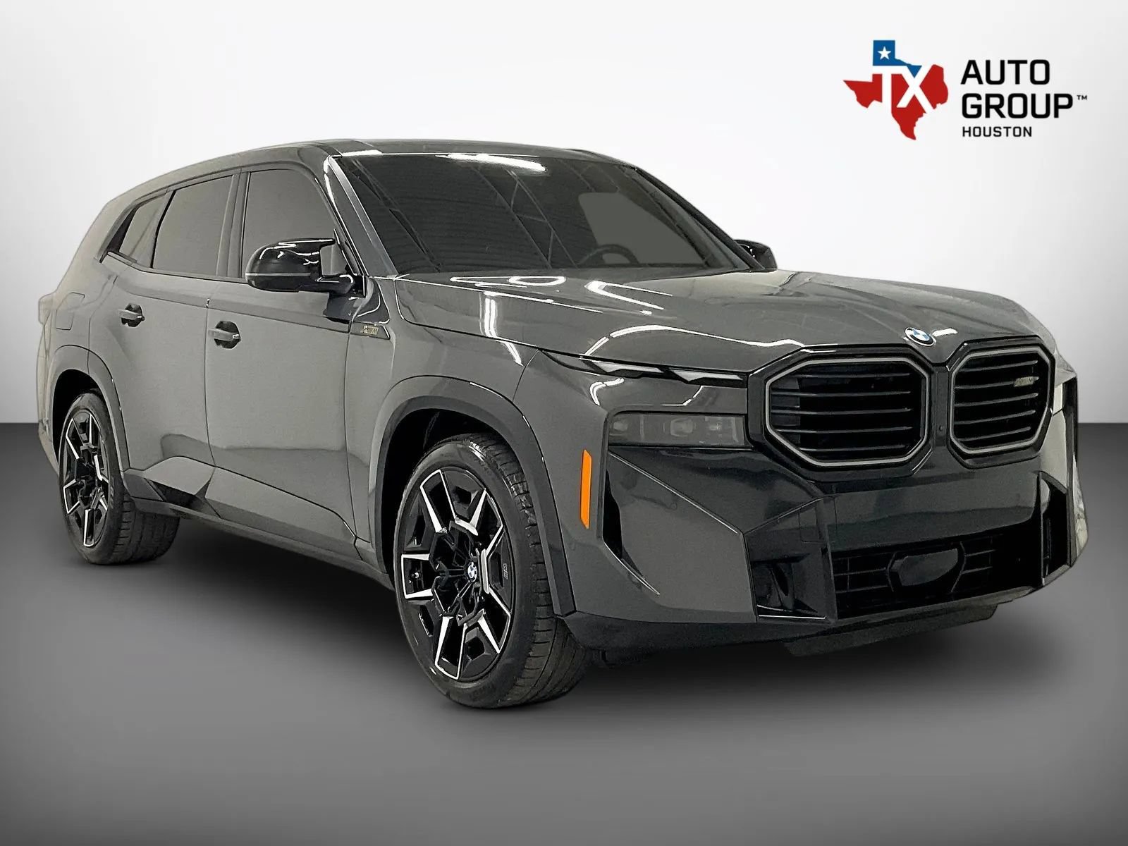 Used 2024 BMW XM AWD/4WD image 4