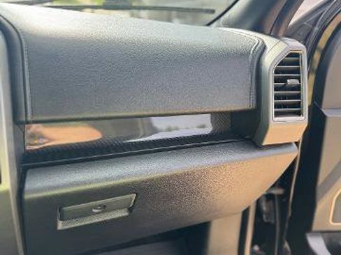 Used 2018 Ford F150 Raptor w/ Equipment Group 802A Luxury image 24