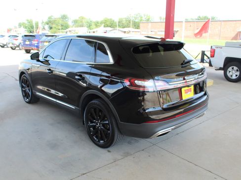 Used 2023 Lincoln Nautilus Reserve w/ Monochromatic Package image 55