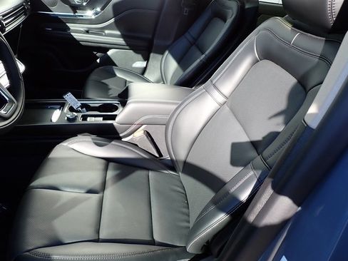 New 2026 Lincoln Corsair Premiere image 15