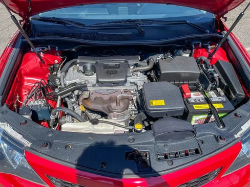 Used 2012 Toyota Camry SE FWD image 41