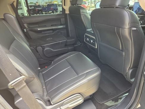 Used 2022 Ford Expedition XLT RWD image 26