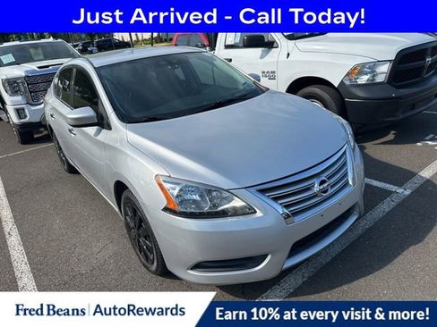 Used 2014 Nissan Sentra SV FWD image 1