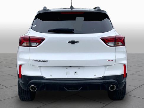 Used 2021 Chevrolet TrailBlazer RS w/ Convenience Package FWD image 5