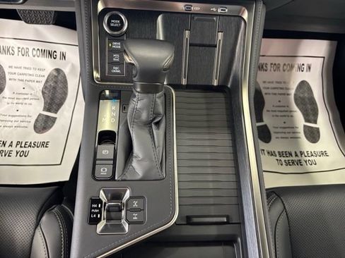 Used 2026 Lexus GX 550 AWD/4WD image 22