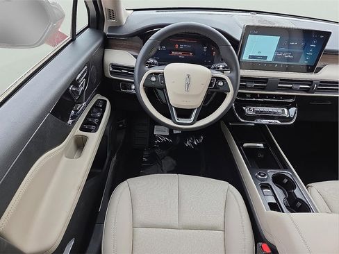 New 2026 Lincoln Corsair Reserve image 10