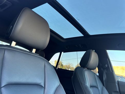 Used 2019 Audi Q8 Prestige w/ Towing Package image 17