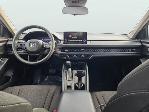 Certified 2023 Honda Accord EX image 11