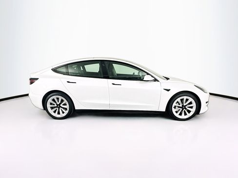 Used 2023 Tesla Model 3 Standard Range RWD image 10