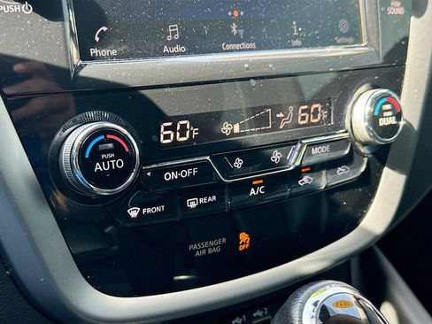 Used 2024 Nissan Murano SV w/ SV Midnight Edition Package FWD image 15