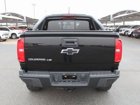 Used 2020 Chevrolet Colorado ZR2 w/ ZR2 Midnight Special Edition image 4