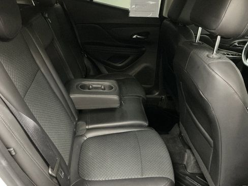 Used 2022 Buick Encore Preferred w/ Safety Package image 26