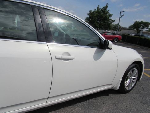 Used 2011 INFINITI G37 x Sedan w/ Premium Pkg AWD/4WD image 11