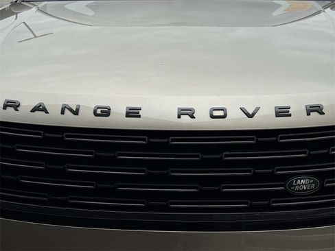 Used 2023 Land Rover Range Rover SE image 10