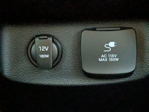 Used 2024 Hyundai Palisade SEL w/ Premium Package image 16