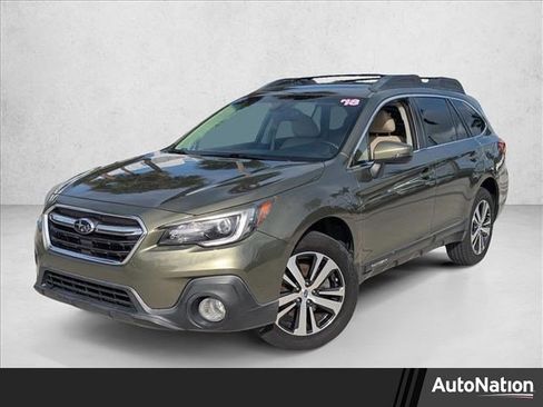Used 2018 Subaru Outback 2.5i Limited image 1