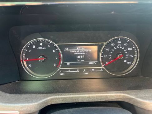 Used 2023 Kia Sorento S w/ Panoramic Sunroof Package AWD/4WD image 6