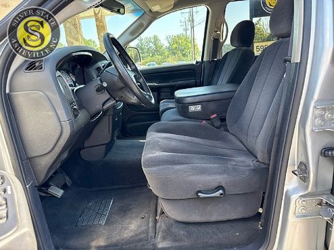 Used 2002 Dodge Ram 1500 Truck 2WD Quad Cab image 11