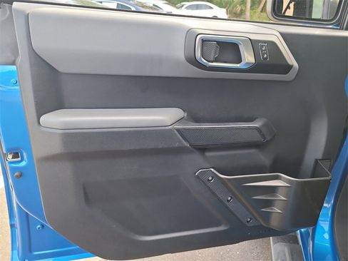 Certified 2022 Ford Bronco Big Bend w/ Sasquatch Package image 13