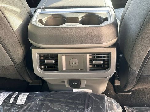 New 2026 Ford F250 XLT w/ XLT Premium Package AWD/4WD image 19