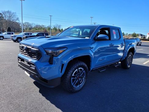 New 2026 Toyota Tacoma TRD Sport image 3