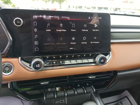 Used 2023 GMC Canyon AT4 w/ AT4 Premium Package image 19