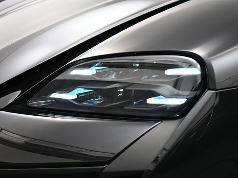 New 2026 Porsche Taycan Turbo image 36