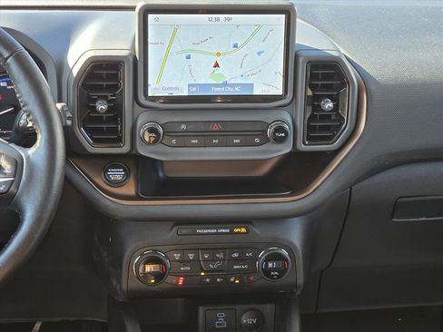 Used 2021 Ford Bronco Sport Outer Banks w/ Outer Banks Package (96D) image 17