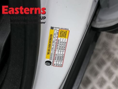 Used 2023 GMC Acadia SLT image 66