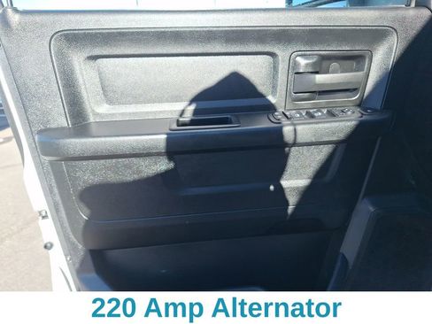 Used 2023 RAM 2500 Tradesman w/ Chrome Appearance Group AWD/4WD image 11