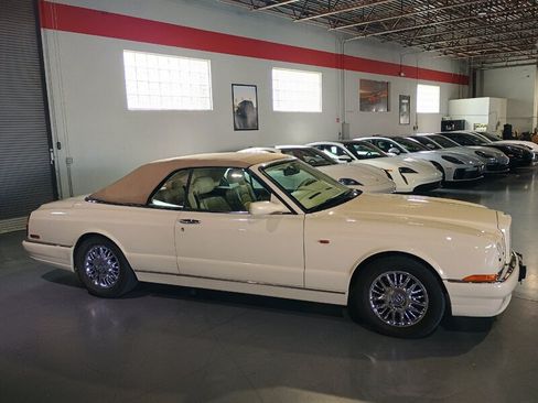 Used 1999 Bentley Azure RWD image 5