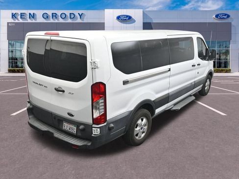 Used 2017 Ford Transit 350 XLT RWD image 14