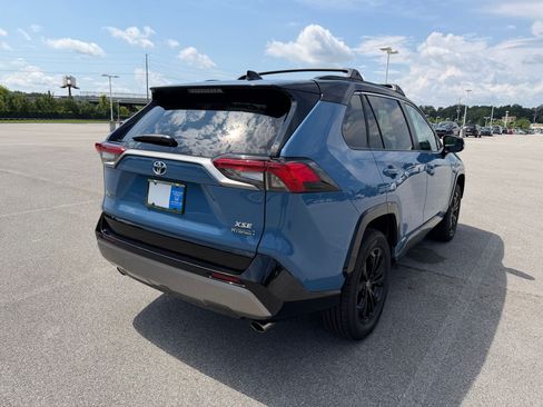 Used 2023 Toyota RAV4 XSE w/ XSE Grade Weather Package AWD/4WD image 9